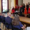 Blick in den Festsaal des Bistumshauses St. Otto in der Feierstunde, die vom Gospelchor „Flames of Gospel“ musikalisch gestaltet wurde. Blick in den Festsaal des Bistumshauses St. Otto in der Feierstunde, die vom Gospelchor „Flames of Gospel“ musikalisch gestaltet wurde.