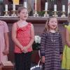 Die Kids von "Kreuz & Quer" sangen bei den Abendgesängen des pastoralen Raums Gemünden das Lied von der "Friedenstaube". Die Kids von "Kreuz & Quer" sangen bei den Abendgesängen des pastoralen Raums Gemünden das Lied von der "Friedenstaube".
