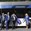 Symbolische Übergabe des E-Busses an Landrat Christoph Schauder: Mischa Sydow (Regionalleiter Bus Nord der SWEG), Thorsten Haas (Geschäftsführer VGMT), Bürgermeister Dr. Lukas Braun (Lauda-Königshofen), Landrat Christoph Schauder und Dezernentin Ursula Mühleck (von links). Symbolische Übergabe des E-Busses an Landrat Christoph Schauder: Mischa Sydow (Regionalleiter Bus Nord der SWEG), Thorsten Haas (Geschäftsführer VGMT), Bürgermeister Dr. Lukas Braun (Lauda-Königshofen), Landrat Christoph Schauder und Dezernentin Ursula Mühleck (von links).