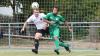 Stefan Hülle (links) vom SV Sickershausen  im Zweikampf mit Marcel Vorbrugg vom SV Heidingsfeld. Beide Mannschaften trennten sich in der Fußball-Kreisliga Würzburg 1 zum Saisonstart mit einem Unentschieden.