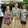 Die BN-Ortsgruppe Karlstadt feierte ihr 40-jähriges Bestehen mit: (von links) Karlstadts Bürgermeister Michael Hombach, der BN-Ortsvorsitzenden Monika Scheiner, dem Kreisvorsitzenden Erwin Scheiner, der Schirmherrin und stellvertretender Bürgermeisterin Anja Baier und dem stellvertretenden Landrat Christoph Vogel.