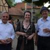 Die Verantwortlichen der Weinfeier in Dingolshausen (von links): Altbürgermeister Lothar Zachmann (1996 bis 2020), die amtierende Bürgermeisterin Nicole Weissenseel-Brendler (seit 2022) und Altbürgermeister Erwin Loos, zugleich Gründer des Weinfestes (von der Gründung Anfang der 1980er Jahre bis 1996). Die Verantwortlichen der Weinfeier in Dingolshausen (von links): Altbürgermeister Lothar Zachmann (1996 bis 2020), die amtierende Bürgermeisterin Nicole Weissenseel-Brendler (seit 2022) und Altbürgermeister Erwin Loos, zugleich Gründer des Weinfestes (von der Gründung Anfang der 1980er Jahre bis 1996).