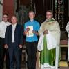 Das Foto zeigt (von links): Pater Georg, Pfarrer Johannes Werst, Regionalkantor Bernhard Seelbach, Florian Schwing, Dekan Simon Mayer, Pfarrvikar Nicolas Kehl.
