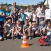 Strahlende Kinder nach ihrer sportlichen Leistung beim Ferienspaß in Stammheim.