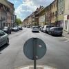 Die Bauerngasse in Schweinfurt soll als nächste der Innenstadt-Straßen saniert werden. Die SPD fordert die Bauverwaltung auf, ihre Pläne schneller umzusetzen und mit den Stadtwerken zu koordinieren. Die wollen nämlich schon 2023 Fernwärmeleitungen dort verlegen.