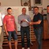 361 Unterschriften wurden für die Einleitung der Bürgerbegehren übergeben: im Bild (von links) Maximilian von Rotenhan, Michael Weber, Jürgen Eller, Bürgermeister Steffen Kropp und Oliver Stark.