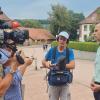 Ein SWR-Fernsehteam hat im Kloster Bronnbach für die Sendung „Treffpunkt“ gedreht. Thema des Beitrages ist „Essen an besonderen Orten“. Im Interview stellte Kulturamtsleiter Frank Mittnacht (rechts) das Kloster Bronnbach vor.