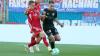 Sebastian Maier (vorne links) war mit seinen Freistoßtoren der entscheidende Spieler beim 2:1-Sieg seiner SpVgg Unterhaching gegen den TSV Aubstadt um Marcel Volkmuth (rechts).