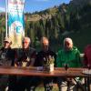 Fünf zufriedene Gesichter nach der Gratwanderung