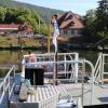Nach der Kontrollfahrt läuft die "Bussard" wieder in den Schutzhafen der Außenstelle des Wasserstraßen- und Schifffahrtsamts in Hasloch ein. Nach der Kontrollfahrt läuft die "Bussard" wieder in den Schutzhafen der Außenstelle des Wasserstraßen- und Schifffahrtsamts in Hasloch ein.