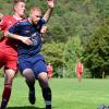 David Müller (links) brachte den FC Ober-/Mittelstreu im Derby gegen die SG Eußenhausen/Mühlfeld (rechts Sebastian Kirchner) mit 1:0 in Führung.