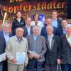 Die Geehrten bei der 75-Jahrfeier der CSU Hopferstadt zusammen mit den Gratulanten.