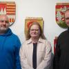 Neubesetzung in der Fraktion Bürger-Liste Burgsinn / Freie Bürger: Sven Gruhn (links) rückt für Anette Willecke in den Marktgemeinderat nach. Bürgermeister Robert Herold vereidigte Gruhn als neues Ratsmitglied.