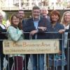 Mitarbeitende und Verantwortliche der OBA präsentieren sich vor ihrer neuen Dienststelle mit (von links): Andrea Huth, Eva Strottner, Nicole Meusel, Carsten Bräumer, Uwe Klein, Dekan Oliver Bruckmann, Ingrid Licha, Elke Krug, Roland Licha und Bianca Vohmann.