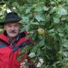 Adam Zentgraf ist Experte bei Themen rund ums Streuobst.