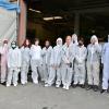 Die Klasse DQ9 der Würzburger Mönchbergschule bei einem Werksbesuch in Eisingen.