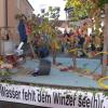 Die Sommerhitze und den Weinjahrgang thematisierten die Sickershäuser auf diesem Wagen. Die Sommerhitze und den Weinjahrgang thematisierten die Sickershäuser auf diesem Wagen.