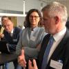 Hoher Besuch in Haßfurt: Das Präsidium des bayerischen Landtags mit Landtagspräsidentin Ilse Aigner besichtigte die Heinrich-Thein-Schule. Das Bild zeigt sie zusammen mit MdL Steffen Vogel (rechts) und Landrat Wilhelm Schneider.