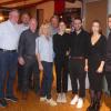 Trattoria-Flair für Dittelbrunn (von links): Gerhard Bauer (Schriftführer der SG Dittelbrunn), Peter Will (Brauerei Kulmbacher), Ulrich Stühler (Kassier), Marion Thomann (Gesamtjugendleiterin), SG-Vorsitzender Martin Thomann, Serviceleiterin Camelia Craiu, Betriebsleiter Nicolo Nicoli, Felicia Greese und Geschäftsführer Maurice Feldmann vom "Maldini" sowie Werner Braun (Zweiter SG-Vorsitzender) bei der Eröffnung des neuen Lokals im Sportheim.