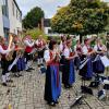 "Möge die Straße uns zusammenführen"– dieses irische Segenslied spielte nach dem Gottesdienst der Musikverein Veitshöchheim. "Möge die Straße uns zusammenführen"– dieses irische Segenslied spielte nach dem Gottesdienst der Musikverein Veitshöchheim.