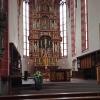Hohe Kirchenräume, wie hier in der Ochsenfurter Stadtpfarrkirche, sind schwer zu beheizen. Deshalb hat das Bistum Würzburg seinen Pfarreien empfohlen, in den Kirchen wenn möglich ganz auf die Heizung zu verzichten. 