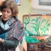Auf dem Foto die Vorstellung von Natalie Melchior und ihrem Märchenkoffer "Schildkrötchen entdeckt die Welt".