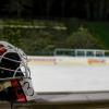 Auf der Eisbahn am Würzburger Nigglweg sind die Eisbären los: Die Mannschaft des ESV Würzburg startet auswärts in die Saison, ihr erstes Heimspiel findet fünf Tage später statt.