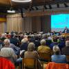 Volles Haus: Bürgermeister Waldemar Brohm führte am Donnerstag in der Margaretenhalle durch die Bürgerversammlung.
