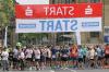 Beim Hauptlauf über zehn Kilometer geht es für die Läuferinnen und Läufer in vier Runden um die Würzburger Residenz.