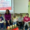 Landtagsabgeordnete Barbara Becker aus Wiesenbronn las in der Grundschule Gerolzhofen aus dem Landtagskrimi der "Isar-Detetktive" vor.