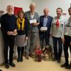 Spendenübergabe der Glasf´lder Köhler in der Sozialstation St. Elisabeth: (von links) Lukas Matschiner (Köhlerverein Glasofen), Thomas Klein und Marlies Grollmann (Lebenshilfe Marktheidenfeld), Uwe Rentz (Sozialstation St. Elisabeth), Reiner Albert (Mainfränkische Werkstätten), Karl Wolf und Anja Goller (Köhlerverein Glasofen).