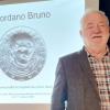 Reinhold Jordan referierte auf Einladung des Bunds für Geistesfreiheit Schweinfurt und der Disharmonie Schweinfurt über Giordano Bruno.