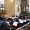 Das Weihnachtskonzert gehört zur Oberlaudaer Dorfweihnacht. Die Musikkapellen aus Oberlauda und Messelhausen und der Kirchenchor Oberlauda hatten ein ansprechendes Programm zusammengestellt. 