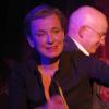 „Stille Nacht bis es kracht“ heißt das Kabarettprogramm von Tina Teubner und Ben Süverkrüp, das die beiden bereits seit zehn Jahren auf Bühnen in ganz Deutschland präsentieren.