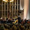 Beim Weihnachtskonzert des Schweinfurter Celtis-Gymnasiums war die Kilianskirche voll besetzt und lauschte unter anderem dem Orchester. Beim Weihnachtskonzert des Schweinfurter Celtis-Gymnasiums war die Kilianskirche voll besetzt und lauschte unter anderem dem Orchester.