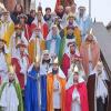 Zum Erinnerungsfoto stellten sich die Sternsinger zusammen mit Pfarrer Stefan Redelberger und den Ministranten-Betreuerinnen auf.