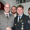 Unser Foto zeigt (von links)  Michael Rohner, Uwe Gessner, Christopher Reck, Tobias Rohner, Daniel Lang, Daniel Gessner, Dominik Metz, den Kreisvorsitzenden im Bayerischer Soldatenbund Klaus Lutz, Marius Rohner, Tim Reck, Mario Gessner und Paul Hartmann.