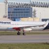 Den neuen Airbus A 320 neo mit dem Namen "Bad Kissingen" hatte unser Fotograf seinerzeit 2020 auf dem Airbus-Werkgelände in Hamburg-Finkenwerder gesichtet, als er noch nicht ganz komplett war.