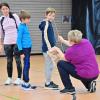 Wie sieht die Wirbelsäule im Rücken aus? Auch das erfuhren die Schülerinnen und Schüler beim großen Gesundheitstag des Landratsamtes in der Grundschule Grünsfeld-Wittighausen, Standort Grünsfeld. Wie sieht die Wirbelsäule im Rücken aus? Auch das erfuhren die Schülerinnen und Schüler beim großen Gesundheitstag des Landratsamtes in der Grundschule Grünsfeld-Wittighausen, Standort Grünsfeld.