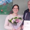 Bürgermeister Rainer Ott gratulierte Jutta Stammler zum 25-jährigen Dienstjubiläum.