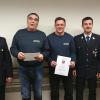 Ehrung THL Leistungsabzeichen Gold/Rot. Im Bild von links KBR Stefan Schmöger, Burkardt Fischer, Steffen Schmitt, 1. Kommandant Michael Link, 2. Kommandant Benjamin Binkowsky.