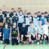 Die Sieger in einem Gruppenfoto: Erster Kronberg-Gymnasium Aschaffenburg (Grau), Zweiter Röntgen-Gymnasium Würzburg (Blau) und Dritter Wilhelm-Sattler-Realschule Schweinfurt (Schwarz). Die Sieger in einem Gruppenfoto: Erster Kronberg-Gymnasium Aschaffenburg (Grau), Zweiter Röntgen-Gymnasium Würzburg (Blau) und Dritter Wilhelm-Sattler-Realschule Schweinfurt (Schwarz).