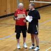 Urkunde für 30 Jahre Volleyball überreicht von Roland Hahn. Urkunde für 30 Jahre Volleyball überreicht von Roland Hahn.