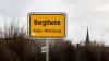 In der Region Bergtheim kursiert ein anonymes Gedicht mit Anschuldigungen gegen den Landwirt, dessen Wasseruhr rückwärts gelaufen ist. Unser Bild zeigt den Ortseingang der Gemeinde. 