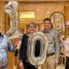 Die Weigang AG feiert 100-jähriges Bestehen (von links): Herbert Elflein (Aufsichtsrat), Iris Merget (Aufsichtsrat), Georg Jahn (Vorstand) und  Manfred Happ (Aufsichtsratsvorsitzender)