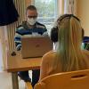 Hörüberprüfung im Haus der Pflege – durchgeführt durch das Blindeninstitut Würzburg.