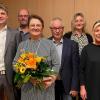 27 Jahre lang war sie das Gesicht des Stadtmarketingvereins Aktives Mellrichstadt, nun wurde Brigitte Proß in den Ruhestand verabschiedet. Im Bild (von links) Juliane Mack, Bürgermeister Michael Kraus, Markus Sender, Brigitte und Reiner Proß, Nicole Vetter, die AM-Vorsitzende Nicole Seemann und Verena Schneider.