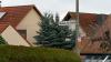 Die Schilder mit dem Straßennamen Nikolaus-Fey in Bergtheim werden mit erklärenden Hinweistafeln ergänzt. Der Gemeinderat hat nun die Entscheidung über den Text gefasst.