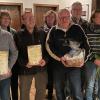 Die Geehrten des Kleintierzuchtvereins Tauberbischofsheim mit dem Vorstand Dieter Klenk (3. von rechts).