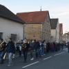Das neue Fahrzeug wurde mit Musik zum Feuerwehrhaus begleitet.